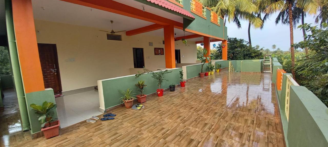 Saptami Hampi Homestay ภายนอก รูปภาพ
