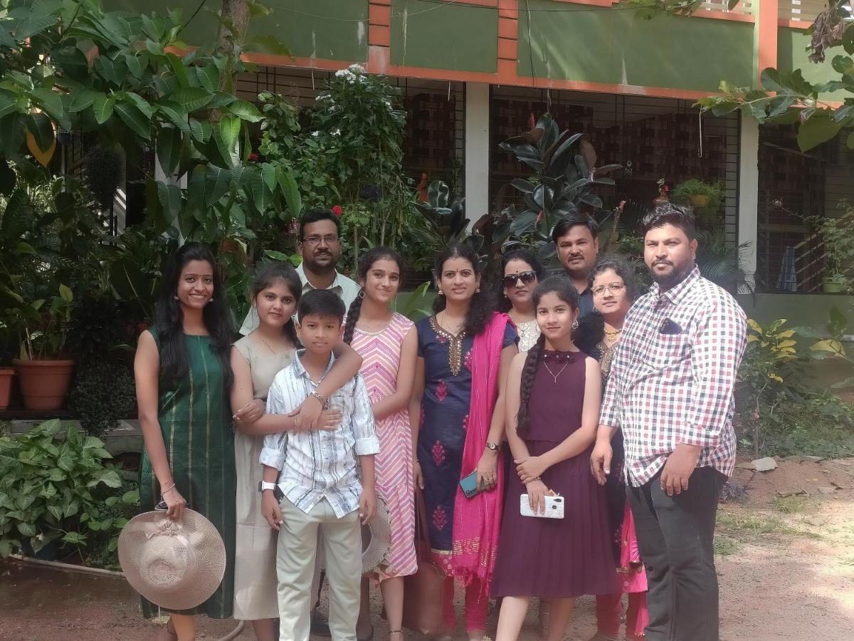 Saptami Hampi Homestay ภายนอก รูปภาพ